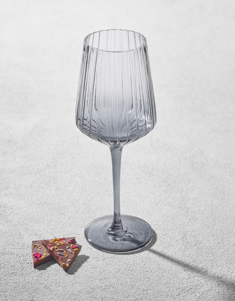 Set of 6 Vikko - Elegant Wine Glass / Smoke 12.5 Oz