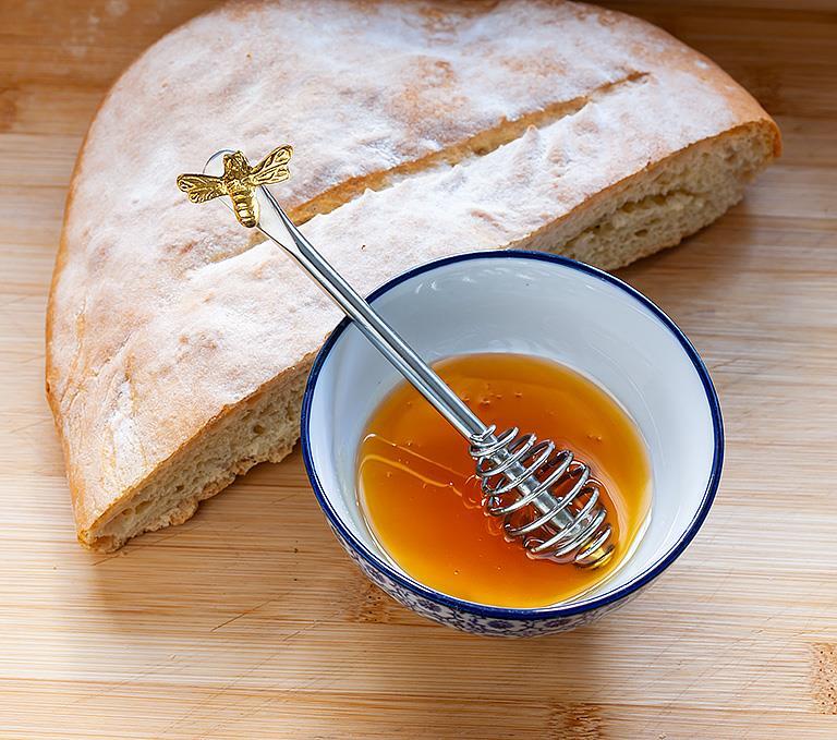 Bee Handle Honey Dauber