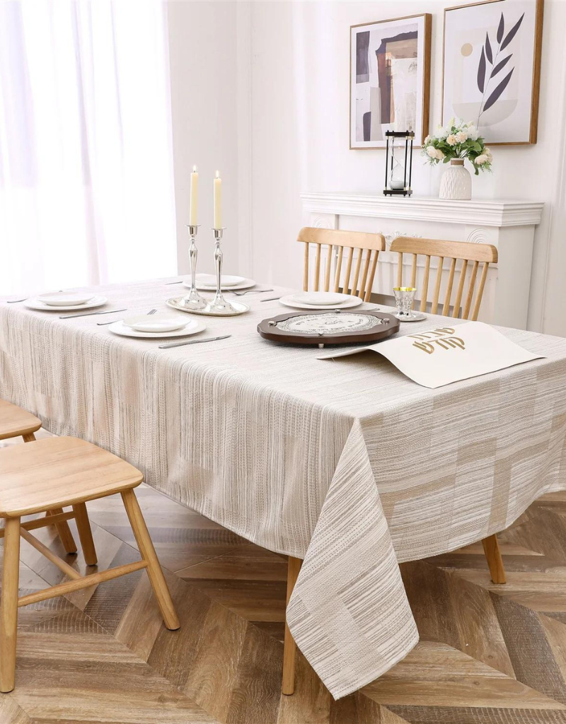 Jacquard Lush Gold Tablecloth #1371