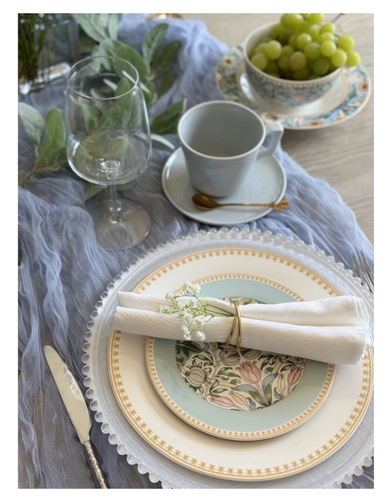 Morris Garden 24pc Porcelain Dinnerware Set