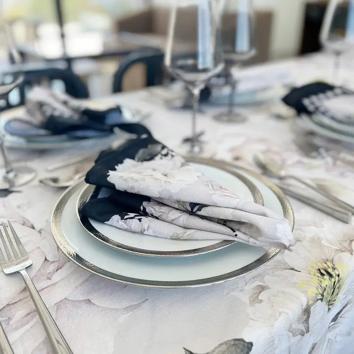 Peony Easy-Care Tablecloth