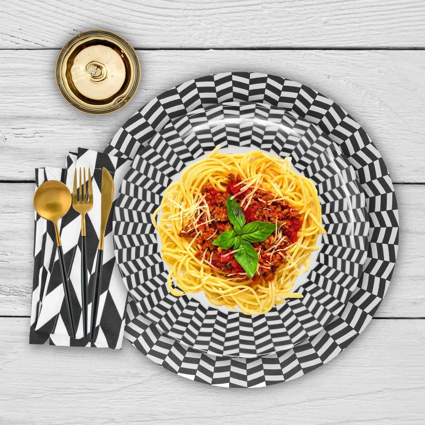 Elizabeth Sutton Collection: Black & White Chevron Dinner Plate Set