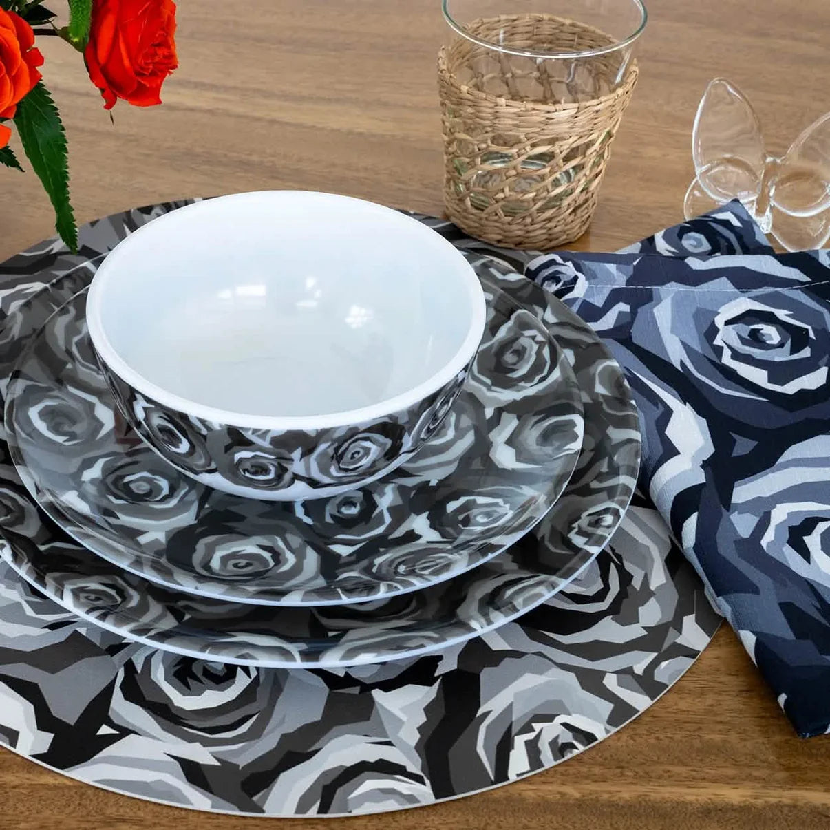 Elizabeth Sutton Collection: Grayscale Roses Dinner Plate Set