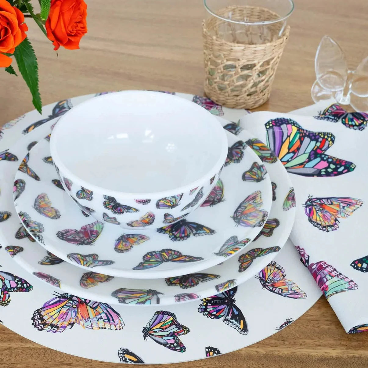 Elizabeth Sutton Collection: Butterflies Dinner Plate Set
