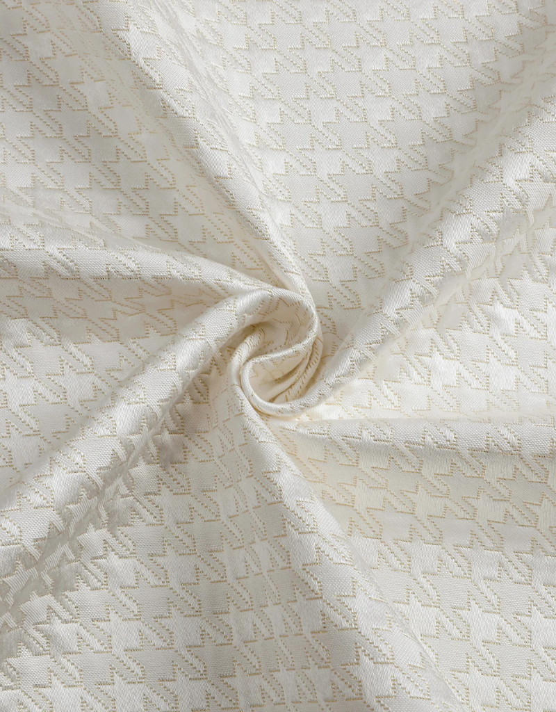 Jacquard White Gold Houndstooth Tablecloth #1374
