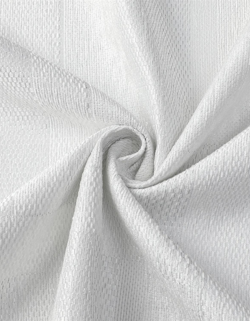 Jacquard Lush White/Silver Tablecloth #1372