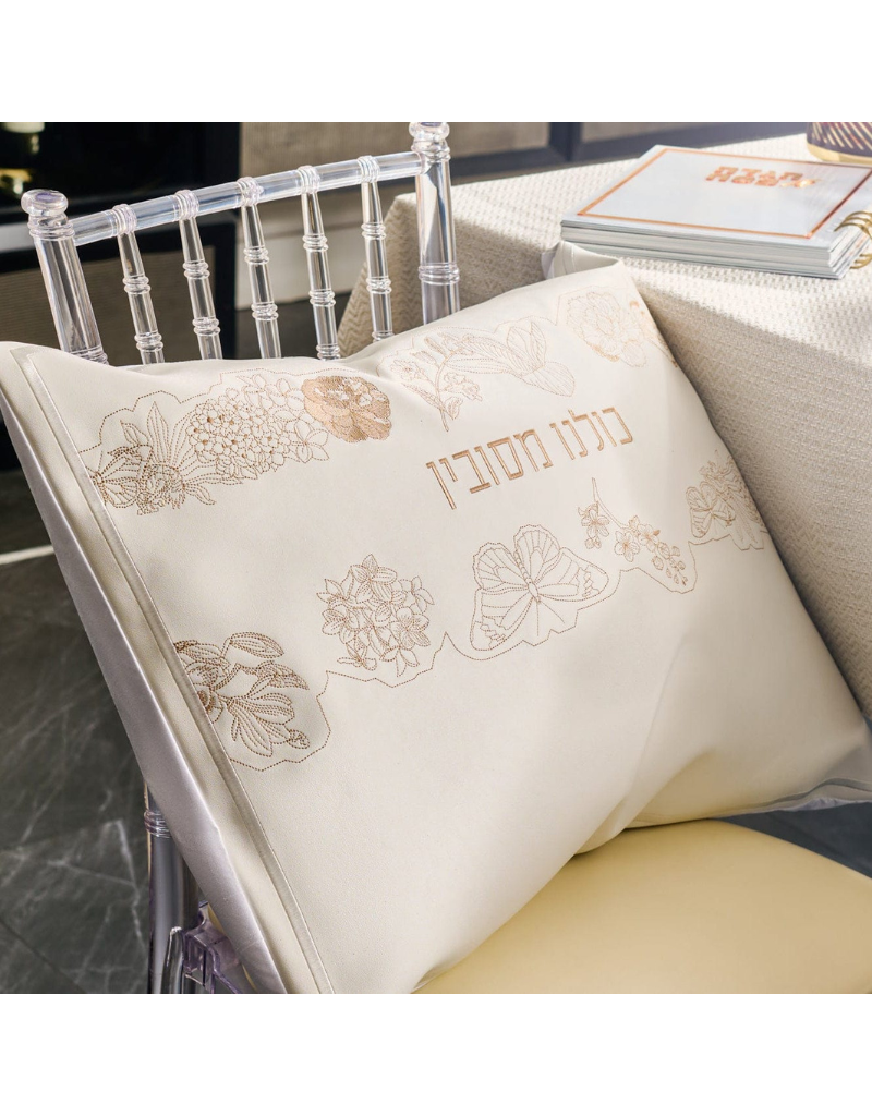 Gold Inlay Pesach Set