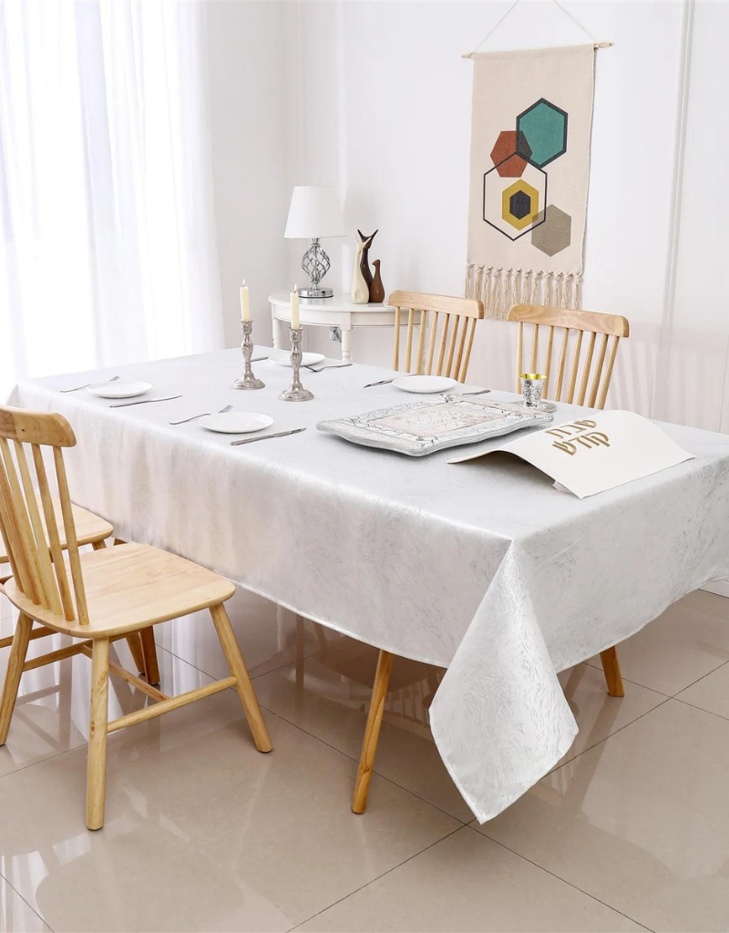Jacquard Forest White Tablecloth #1351