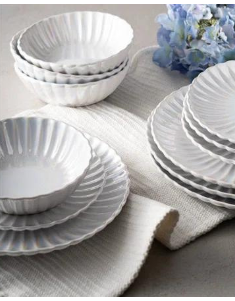 White Lust Scallop Dinner Plate (Set of 4)