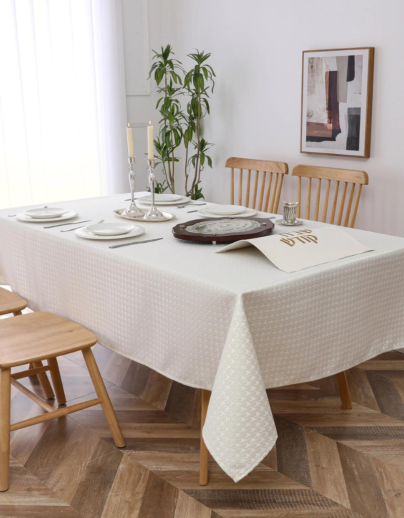 Jacquard White Gold Houndstooth Tablecloth #1374