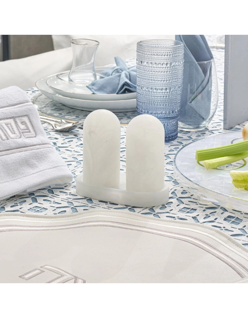 Resin Salt & Pepper Shaker Set