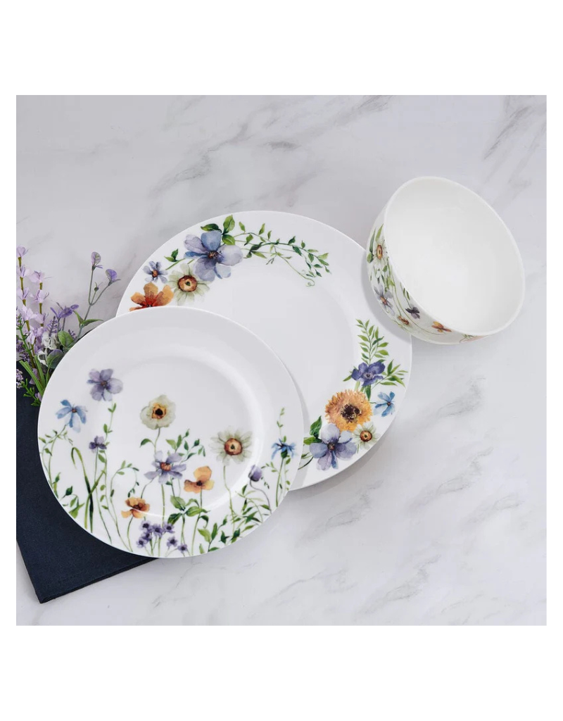 Audrina 12pc Bone China Dinnerware Set