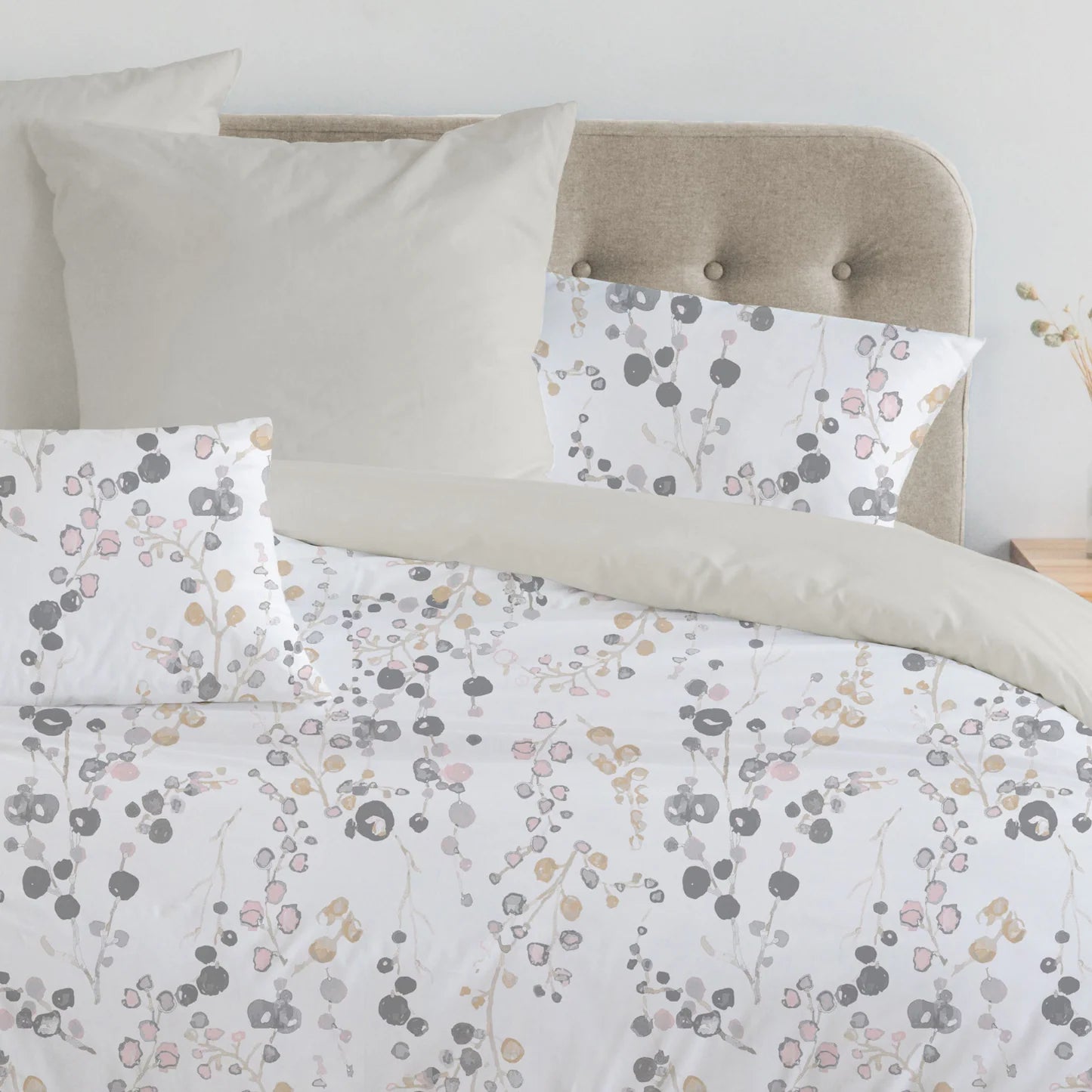 Gentle Petal Garden - Gray