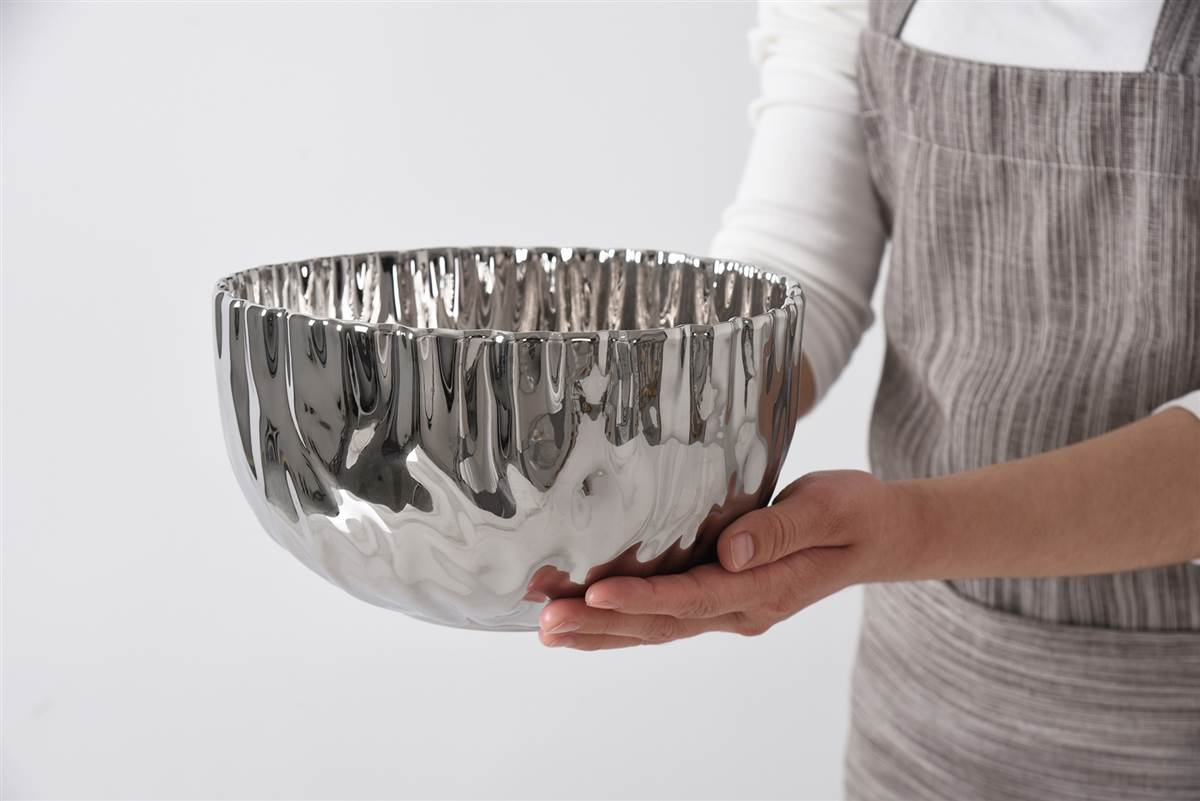 Pleated Medium Porcelain Bowl