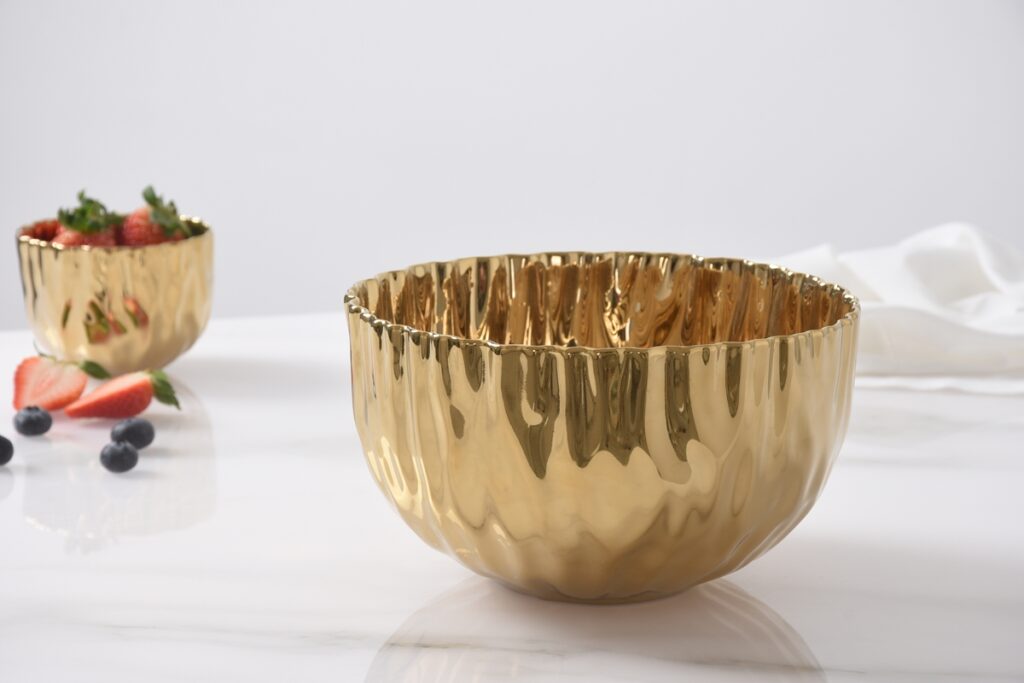 Pleated Medium Gold Porcelain Bowl