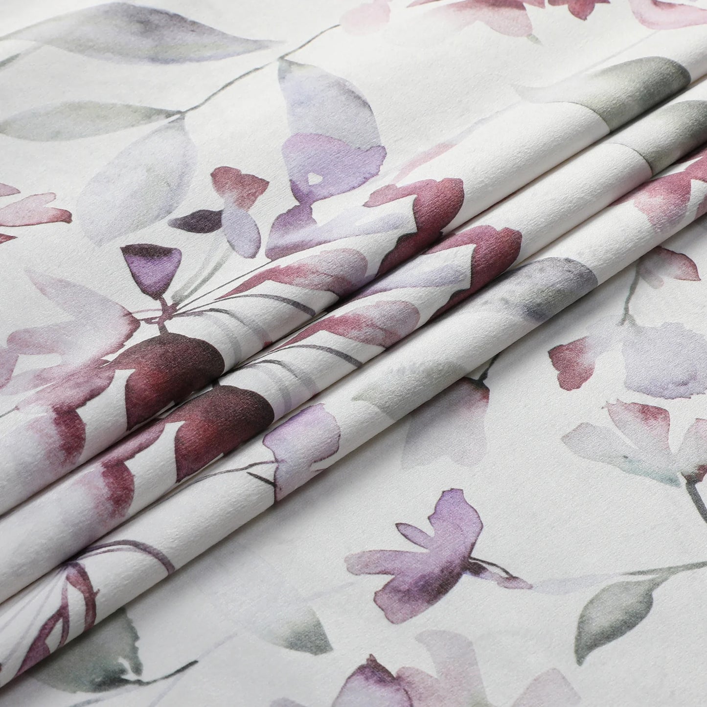 Velvet Mulberry Meadow Tablecloth #1420