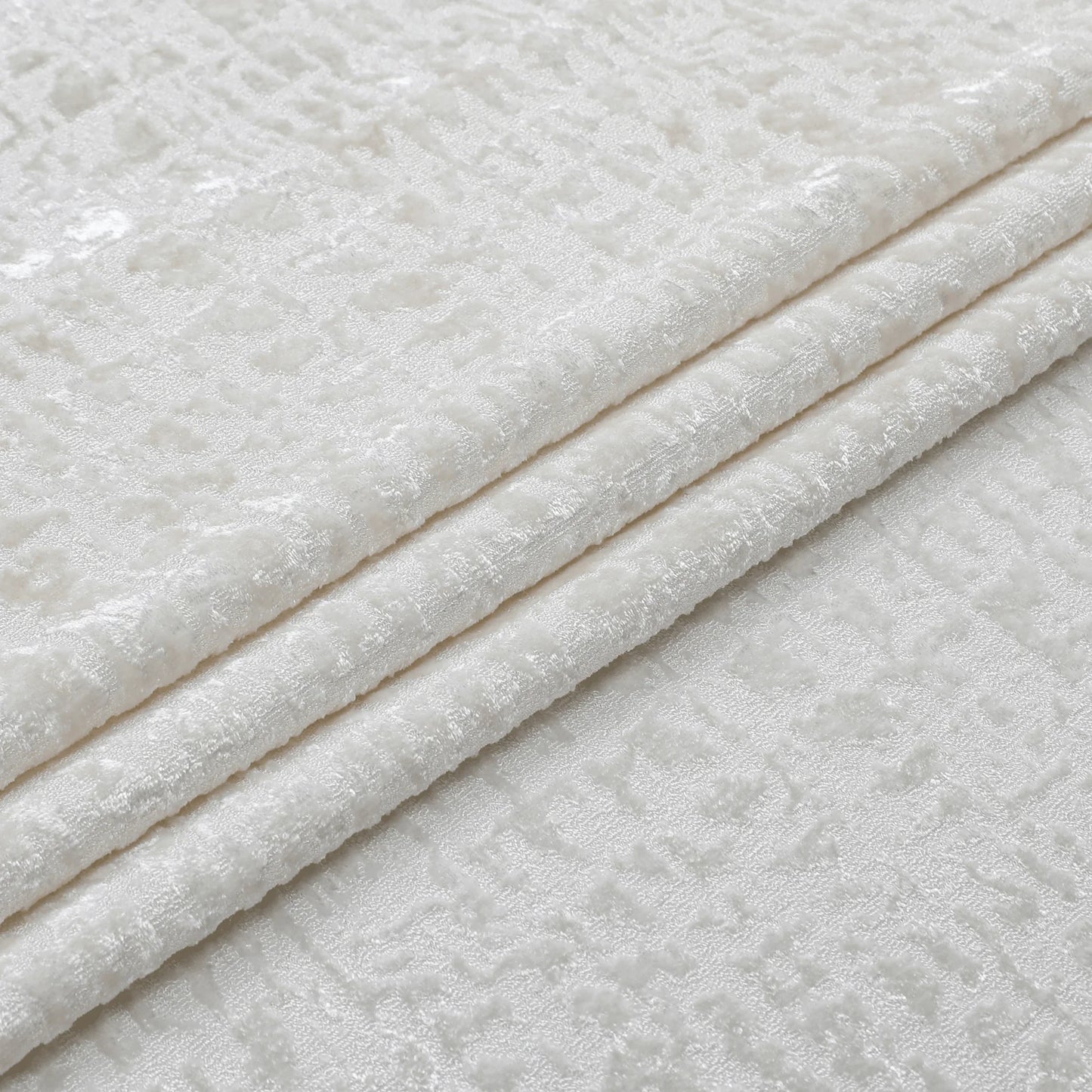Velvet Patina Pearl White Tablecloth #1424
