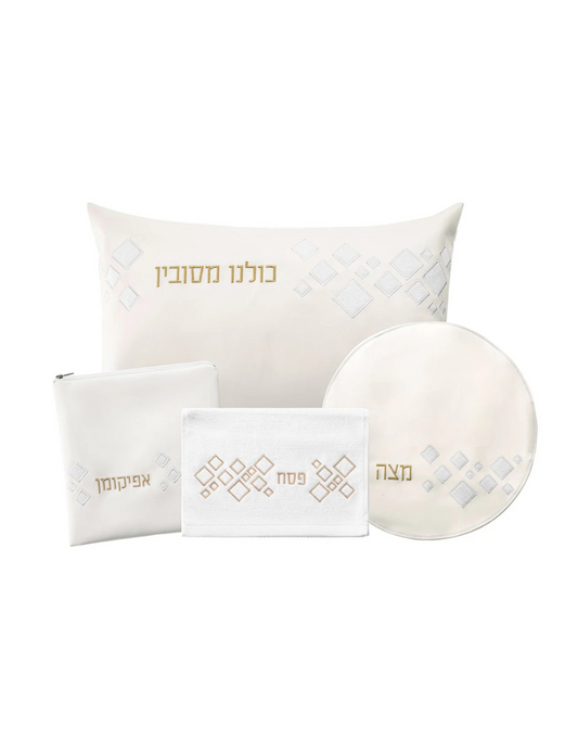 Scattered Fur Pesach Set