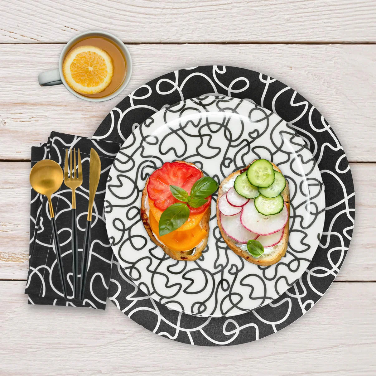 Elizabeth Sutton Collection: Black & White Squiggly Dinner Plate Set