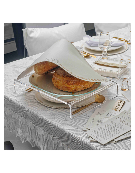 Suspended Marquesa Challah Board